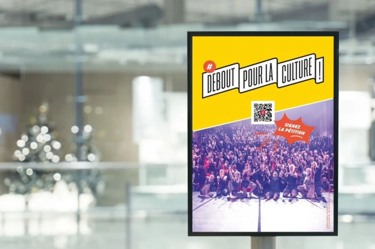 Debout pour la Culture : La Mobilisation Historique des Professionnels Français