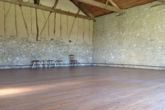 Salle Belle salle en campagne à Toule à Toule - 350€ / semaine/h